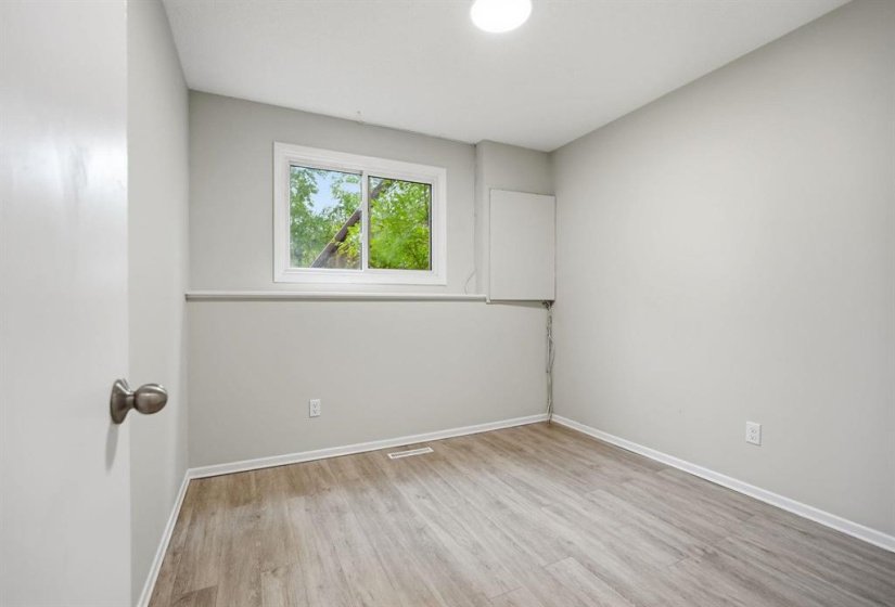 212 Lake Ridge, 4 Bedroom Bedrooms, 9 Room Rooms,2 BathroomBathrooms,Residential,For Sale,Lake Ridge,0