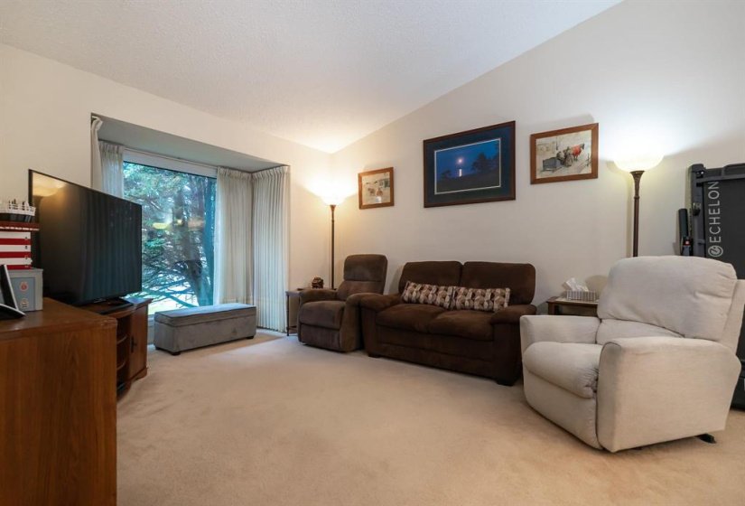 19 Breakwater, 3 Bedroom Bedrooms, 12 Room Rooms,3 BathroomBathrooms,Residential,For Sale,Breakwater,0