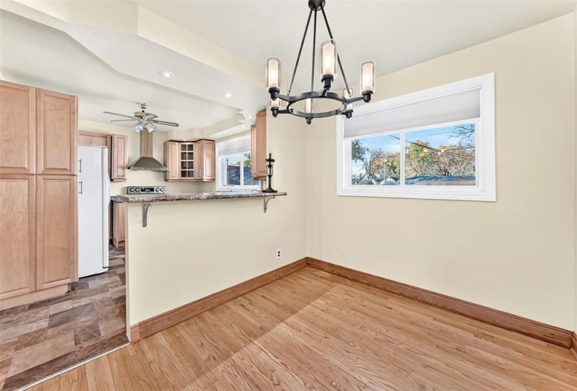786 Clifton, 2 Bedroom Bedrooms, 6 Room Rooms,1 BathroomBathrooms,Residential,For Sale,Clifton,0
