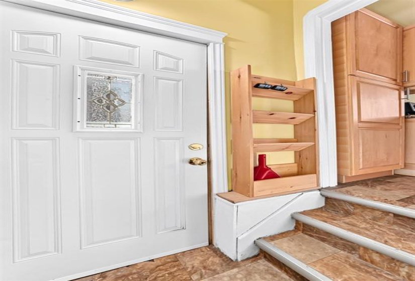786 Clifton, 2 Bedroom Bedrooms, 6 Room Rooms,1 BathroomBathrooms,Residential,For Sale,Clifton,0