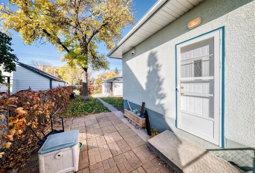 786 Clifton, 2 Bedroom Bedrooms, 6 Room Rooms,1 BathroomBathrooms,Residential,For Sale,Clifton,0