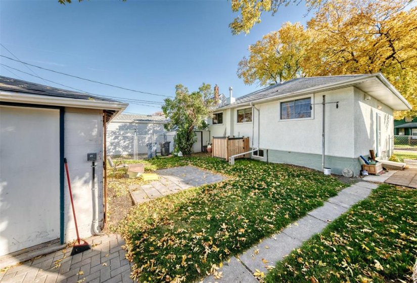 786 Clifton, 2 Bedroom Bedrooms, 6 Room Rooms,1 BathroomBathrooms,Residential,For Sale,Clifton,0