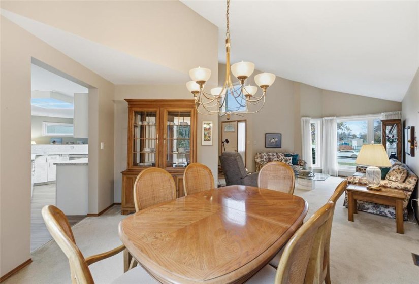 343 Kirkbridge, 3 Bedroom Bedrooms, 11 Room Rooms,2 BathroomBathrooms,Residential,For Sale,Kirkbridge,0