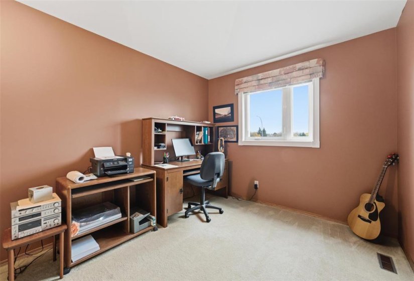 343 Kirkbridge, 3 Bedroom Bedrooms, 11 Room Rooms,2 BathroomBathrooms,Residential,For Sale,Kirkbridge,0