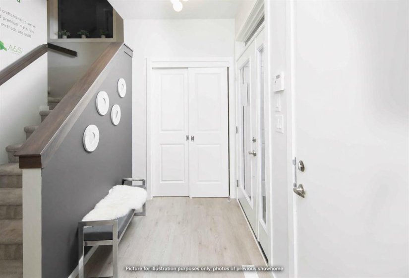 141 Moonlight, 3 Bedroom Bedrooms, 9 Room Rooms,2 BathroomBathrooms,Residential,For Sale,Moonlight,0