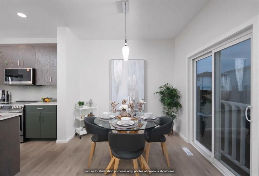141 Moonlight, 3 Bedroom Bedrooms, 9 Room Rooms,2 BathroomBathrooms,Residential,For Sale,Moonlight,0