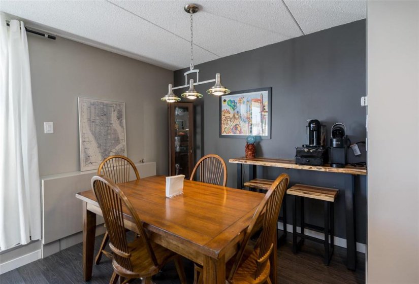 1600 Taylor, 1 Bedroom Bedrooms, 6 Room Rooms,1 BathroomBathrooms,Condominium,For Sale,Taylor,0