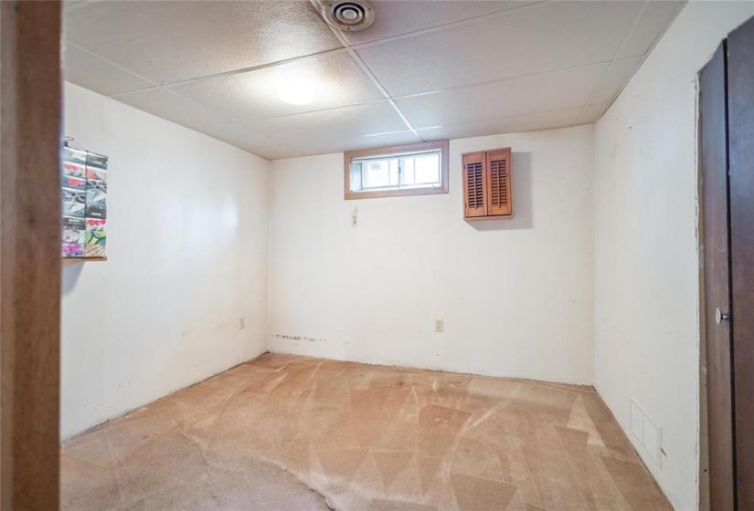 368 Hazel Dell, 3 Bedroom Bedrooms, 8 Room Rooms,1 BathroomBathrooms,Residential,For Sale,Hazel Dell,0