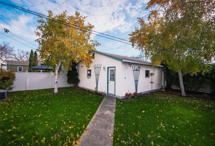 368 Hazel Dell, 3 Bedroom Bedrooms, 8 Room Rooms,1 BathroomBathrooms,Residential,For Sale,Hazel Dell,0