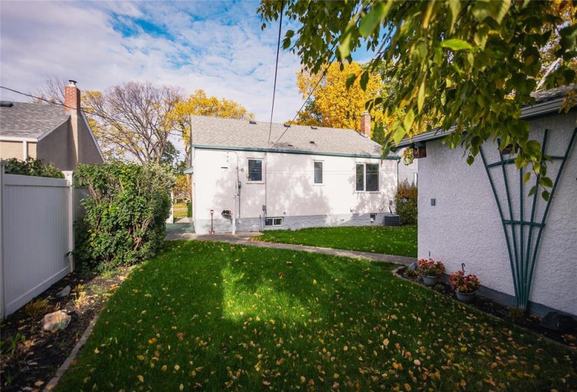 368 Hazel Dell, 3 Bedroom Bedrooms, 8 Room Rooms,1 BathroomBathrooms,Residential,For Sale,Hazel Dell,0