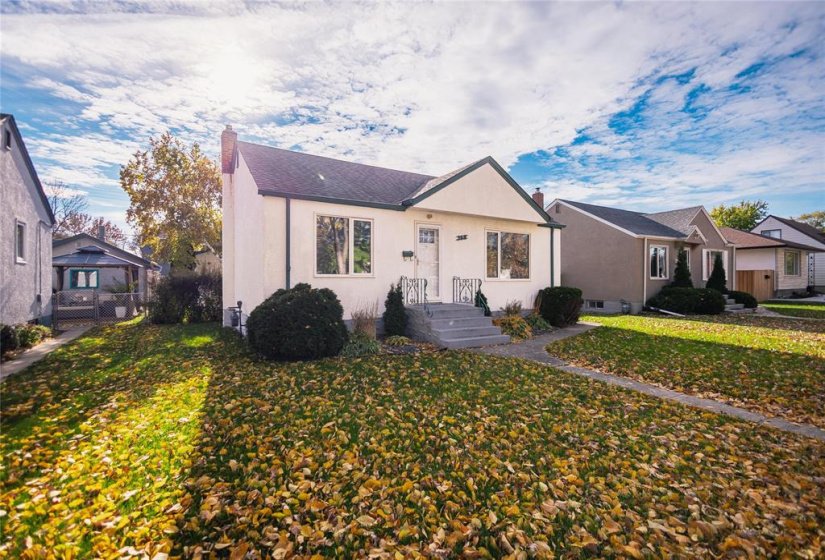 368 Hazel Dell, 3 Bedroom Bedrooms, 8 Room Rooms,1 BathroomBathrooms,Residential,For Sale,Hazel Dell,0