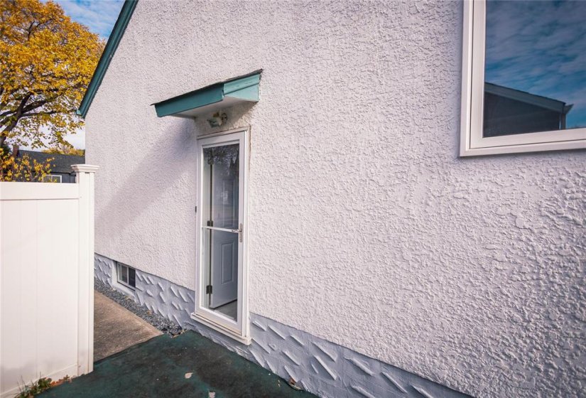 368 Hazel Dell, 3 Bedroom Bedrooms, 8 Room Rooms,1 BathroomBathrooms,Residential,For Sale,Hazel Dell,0