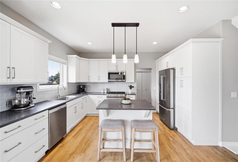 14 Blackheath, 3 Bedroom Bedrooms, 13 Room Rooms,3 BathroomBathrooms,Residential,For Sale,Blackheath,0