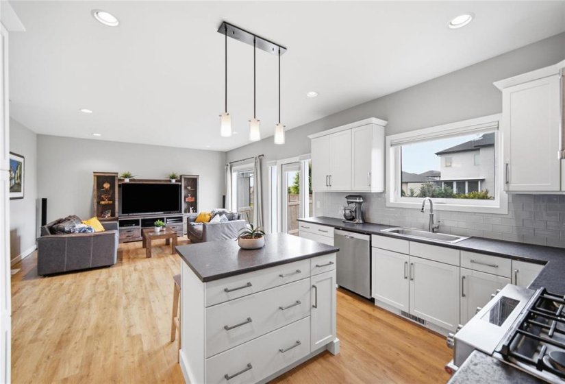 14 Blackheath, 3 Bedroom Bedrooms, 13 Room Rooms,3 BathroomBathrooms,Residential,For Sale,Blackheath,0