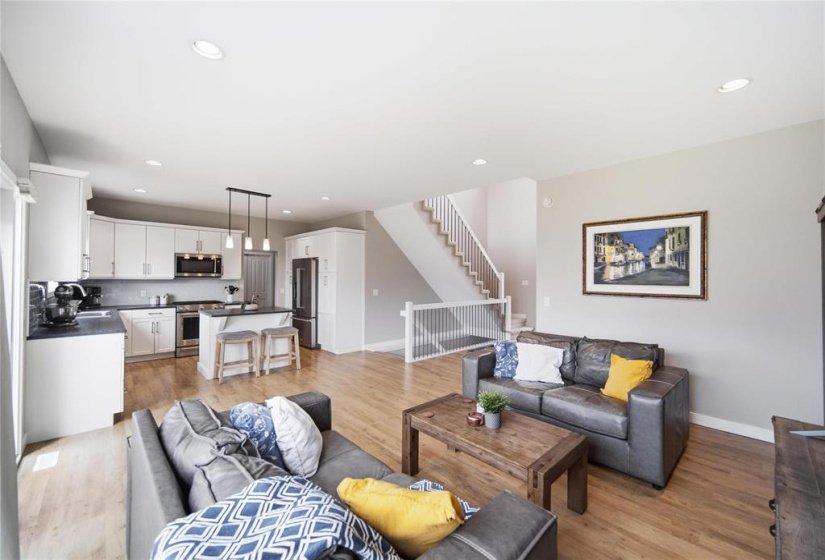 14 Blackheath, 3 Bedroom Bedrooms, 13 Room Rooms,3 BathroomBathrooms,Residential,For Sale,Blackheath,0