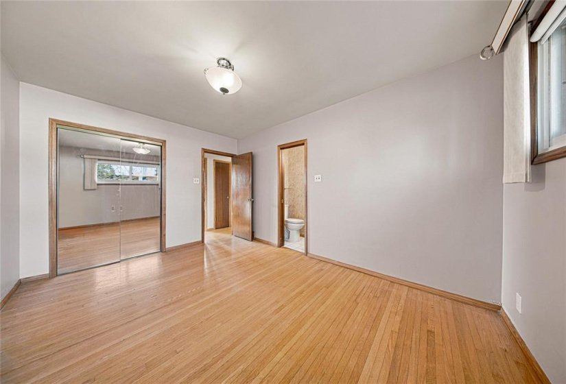 227 Dunkirk, 4 Bedroom Bedrooms, 13 Room Rooms,2 BathroomBathrooms,Residential,For Sale,Dunkirk,0