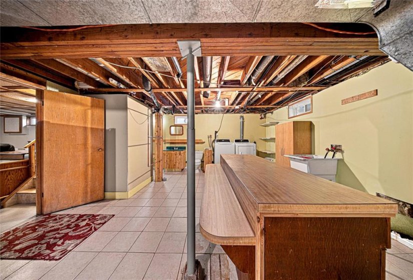 227 Dunkirk, 4 Bedroom Bedrooms, 13 Room Rooms,2 BathroomBathrooms,Residential,For Sale,Dunkirk,0