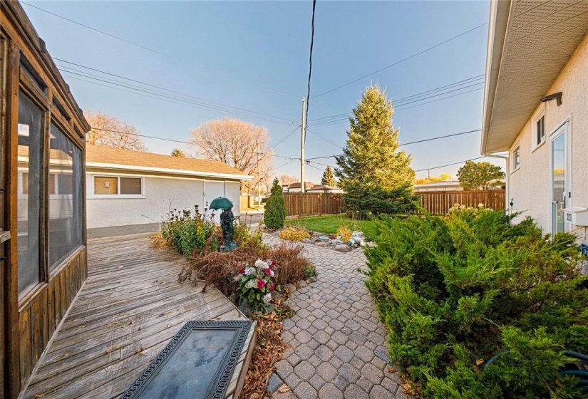 227 Dunkirk, 4 Bedroom Bedrooms, 13 Room Rooms,2 BathroomBathrooms,Residential,For Sale,Dunkirk,0