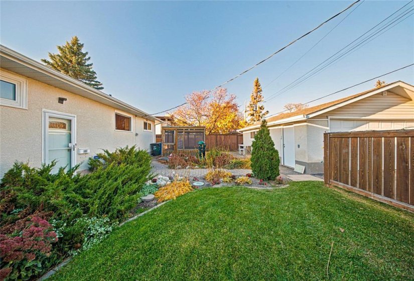 227 Dunkirk, 4 Bedroom Bedrooms, 13 Room Rooms,2 BathroomBathrooms,Residential,For Sale,Dunkirk,0
