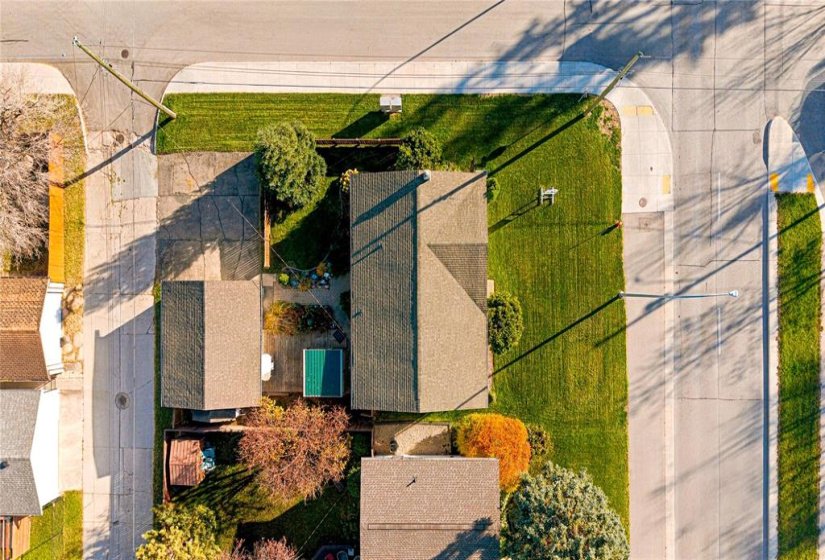 227 Dunkirk, 4 Bedroom Bedrooms, 13 Room Rooms,2 BathroomBathrooms,Residential,For Sale,Dunkirk,0