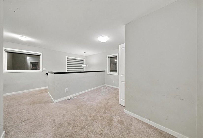 79 Lloyd McKinnon, 4 Bedroom Bedrooms, 13 Room Rooms,2 BathroomBathrooms,Residential,For Sale,Lloyd McKinnon,0