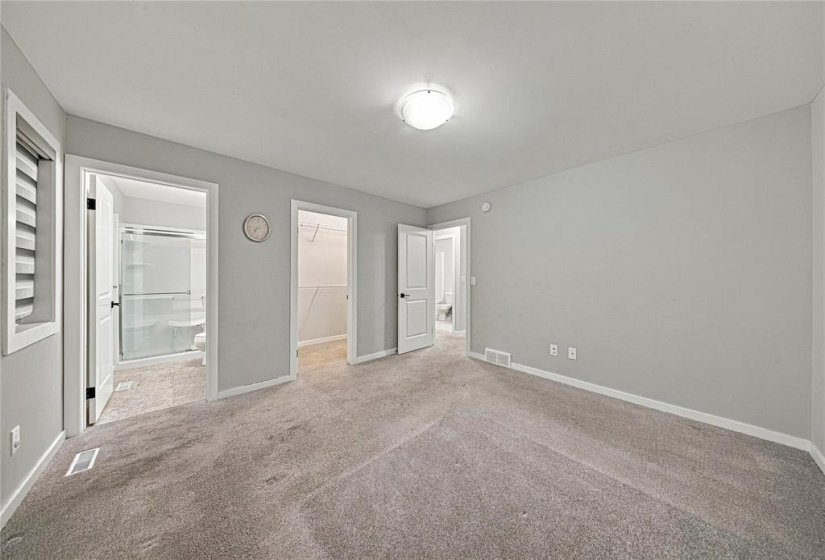 79 Lloyd McKinnon, 4 Bedroom Bedrooms, 13 Room Rooms,2 BathroomBathrooms,Residential,For Sale,Lloyd McKinnon,0