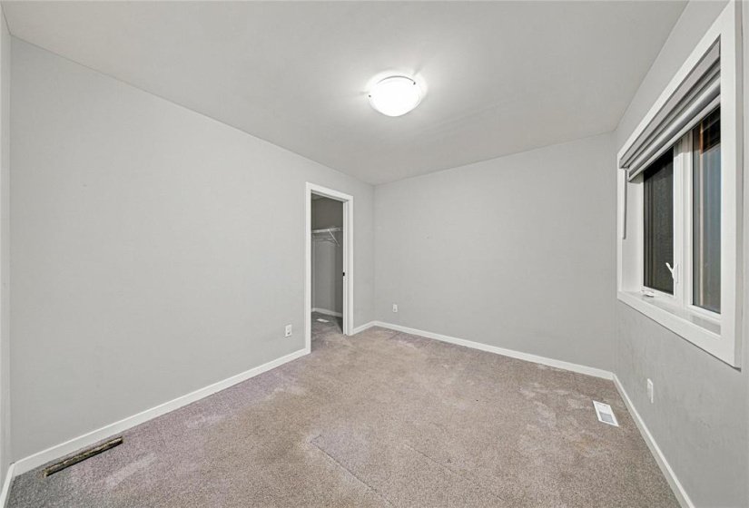 79 Lloyd McKinnon, 4 Bedroom Bedrooms, 13 Room Rooms,2 BathroomBathrooms,Residential,For Sale,Lloyd McKinnon,0