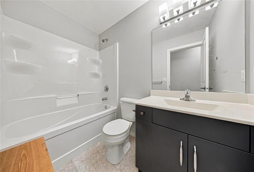 79 Lloyd McKinnon, 4 Bedroom Bedrooms, 13 Room Rooms,2 BathroomBathrooms,Residential,For Sale,Lloyd McKinnon,0