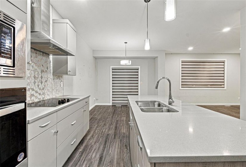 79 Lloyd McKinnon, 4 Bedroom Bedrooms, 13 Room Rooms,2 BathroomBathrooms,Residential,For Sale,Lloyd McKinnon,0