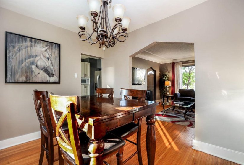 1247 Strathcona, 2 Bedroom Bedrooms, 10 Room Rooms,2 BathroomBathrooms,Residential,For Sale,Strathcona,0
