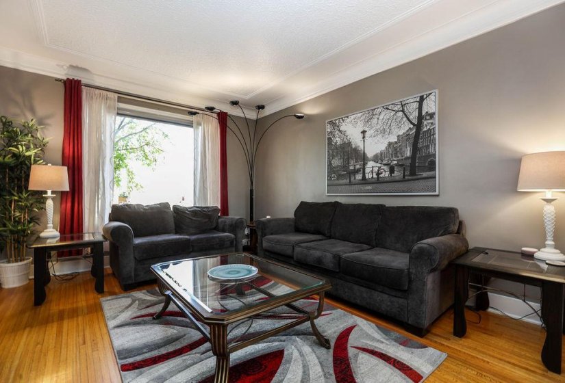 1247 Strathcona, 2 Bedroom Bedrooms, 10 Room Rooms,2 BathroomBathrooms,Residential,For Sale,Strathcona,0