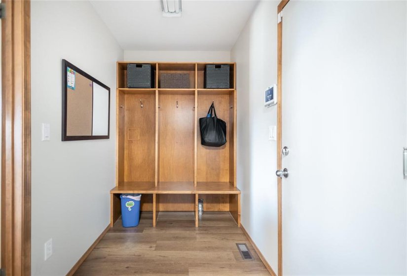 34 Phimister, 3 Bedroom Bedrooms, 17 Room Rooms,3 BathroomBathrooms,Residential,For Sale,Phimister,0