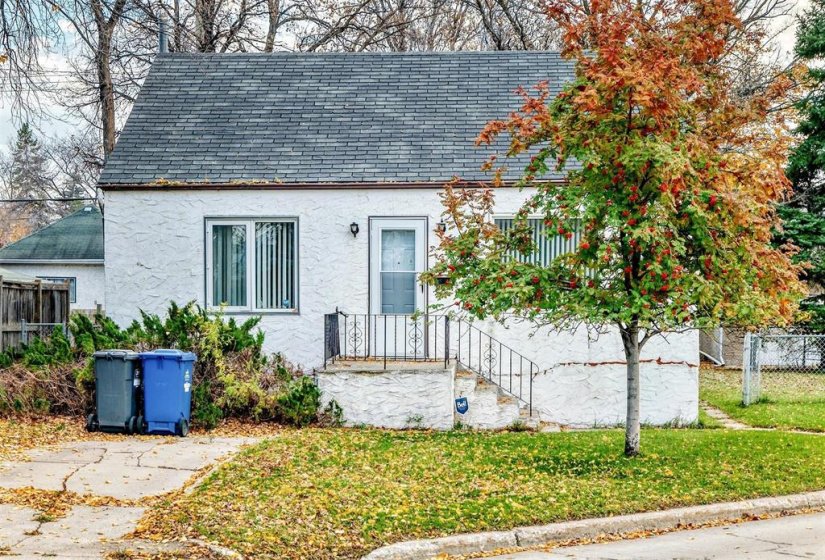 722 Argue, 2 Bedroom Bedrooms, 6 Room Rooms,1 BathroomBathrooms,Residential,For Sale,Argue,0