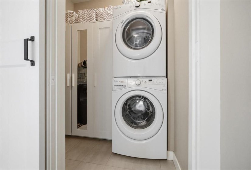 104 Sandrington, 2 Bedroom Bedrooms, 10 Room Rooms,2 BathroomBathrooms,Condominium,For Sale,Sandrington,0