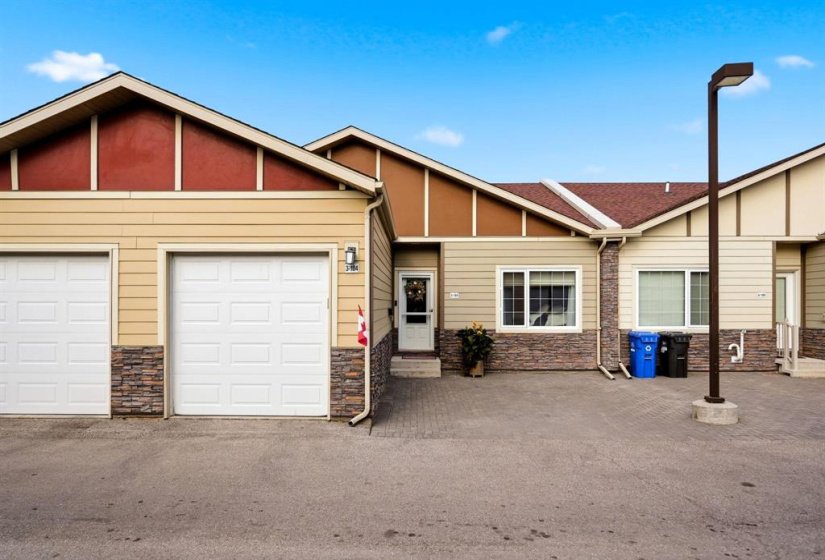 104 Sandrington, 2 Bedroom Bedrooms, 10 Room Rooms,2 BathroomBathrooms,Condominium,For Sale,Sandrington,0