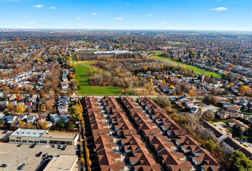 104 Sandrington, 2 Bedroom Bedrooms, 10 Room Rooms,2 BathroomBathrooms,Condominium,For Sale,Sandrington,0