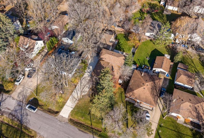 3805 Batchelor, 4 Bedroom Bedrooms, 14 Room Rooms,3 BathroomBathrooms,Residential,For Sale,Batchelor,0