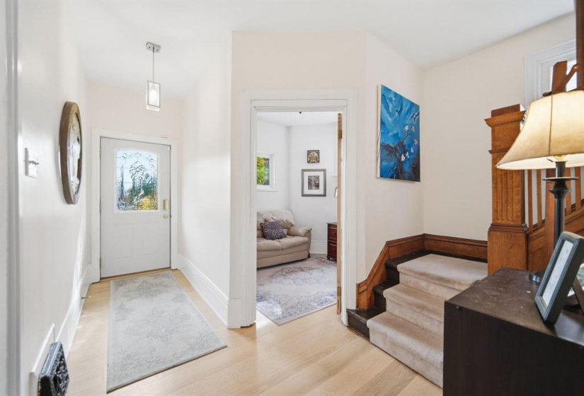 477 Gertrude, 6 Bedroom Bedrooms, 13 Room Rooms,2 BathroomBathrooms,Residential,For Sale,Gertrude,0