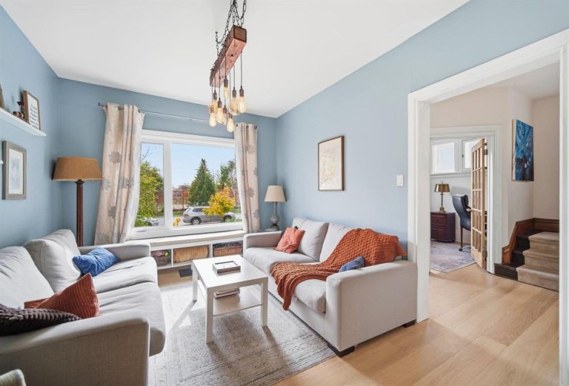 477 Gertrude, 6 Bedroom Bedrooms, 13 Room Rooms,2 BathroomBathrooms,Residential,For Sale,Gertrude,0