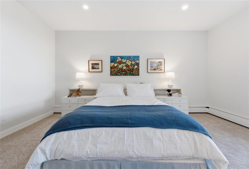 180 Tuxedo, 2 Bedroom Bedrooms, 9 Room Rooms,2 BathroomBathrooms,Condominium,For Sale,Tuxedo,0