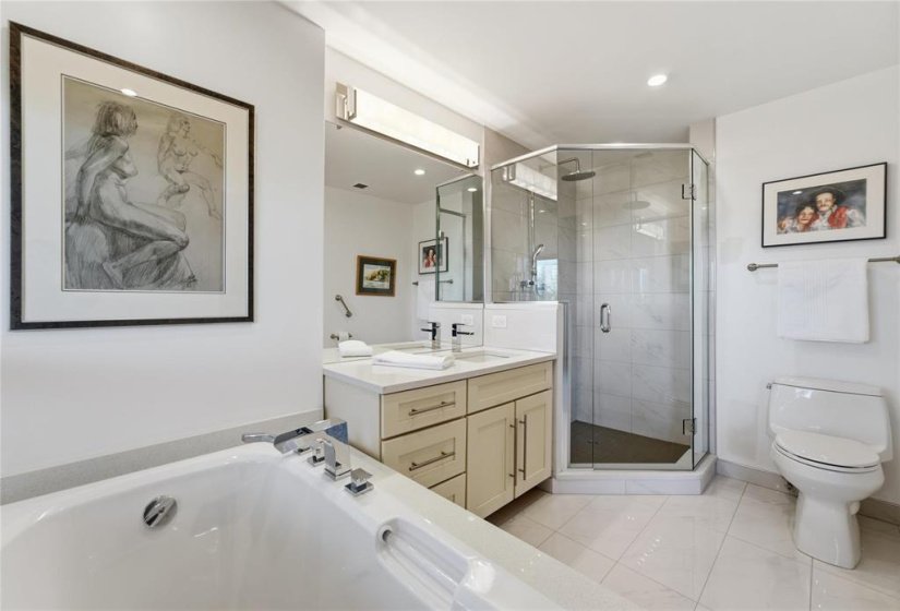 180 Tuxedo, 2 Bedroom Bedrooms, 9 Room Rooms,2 BathroomBathrooms,Condominium,For Sale,Tuxedo,0