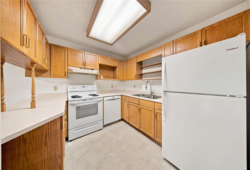 70 Dunkirk, 2 Bedroom Bedrooms, 8 Room Rooms,2 BathroomBathrooms,Condominium,For Sale,Dunkirk,0