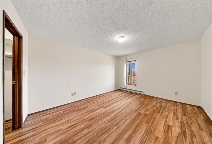 70 Dunkirk, 2 Bedroom Bedrooms, 8 Room Rooms,2 BathroomBathrooms,Condominium,For Sale,Dunkirk,0