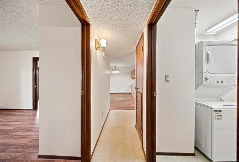 70 Dunkirk, 2 Bedroom Bedrooms, 8 Room Rooms,2 BathroomBathrooms,Condominium,For Sale,Dunkirk,0