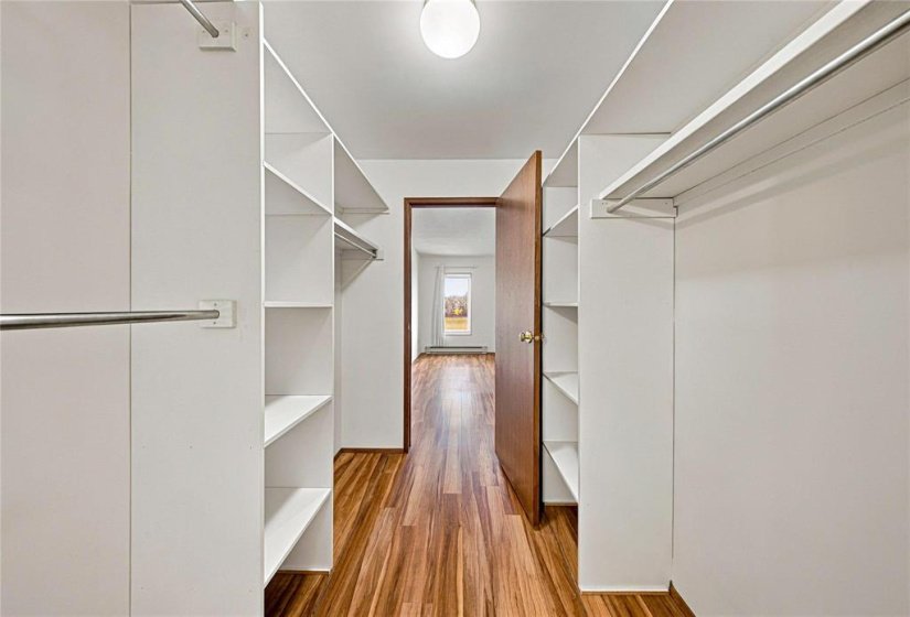 70 Dunkirk, 2 Bedroom Bedrooms, 8 Room Rooms,2 BathroomBathrooms,Condominium,For Sale,Dunkirk,0