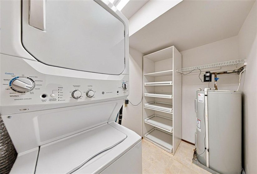 70 Dunkirk, 2 Bedroom Bedrooms, 8 Room Rooms,2 BathroomBathrooms,Condominium,For Sale,Dunkirk,0