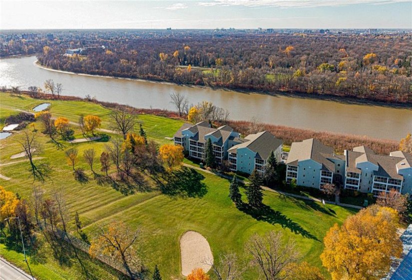 70 Dunkirk, 2 Bedroom Bedrooms, 8 Room Rooms,2 BathroomBathrooms,Condominium,For Sale,Dunkirk,0