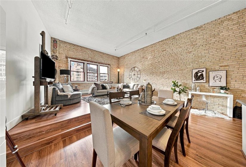 167 Bannatyne, 1 Bedroom Bedrooms, 7 Room Rooms,2 BathroomBathrooms,Condominium,For Sale,Bannatyne,0