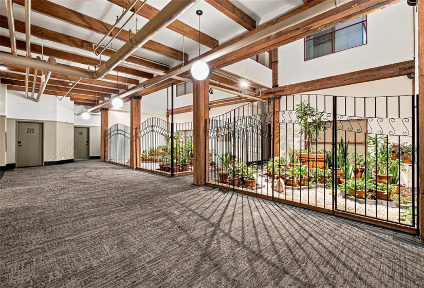 167 Bannatyne, 1 Bedroom Bedrooms, 7 Room Rooms,2 BathroomBathrooms,Condominium,For Sale,Bannatyne,0