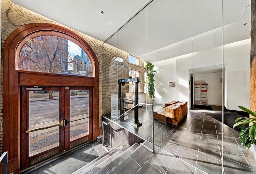 167 Bannatyne, 1 Bedroom Bedrooms, 7 Room Rooms,2 BathroomBathrooms,Condominium,For Sale,Bannatyne,0